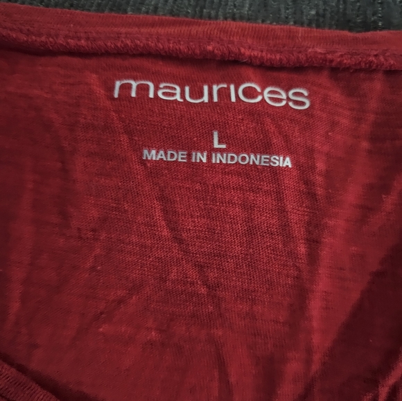 Maurices knot hem tee - Picture 2 of 4